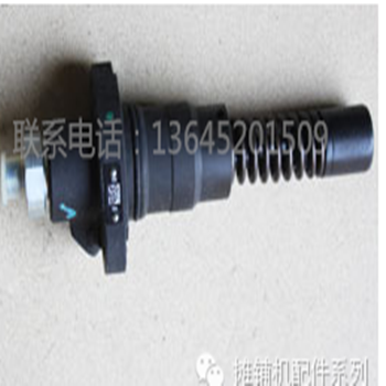 沃尔沃P8720摊铺机发动机单体泵